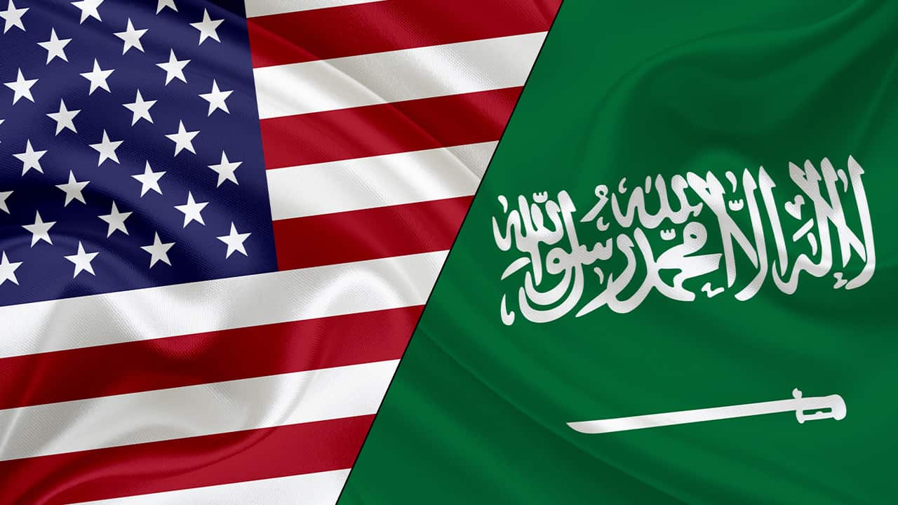 Photo of Saudi and American flag