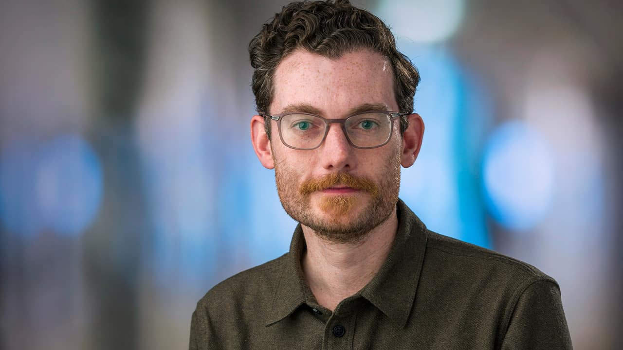 Photo of Trevor Bedford, a computational biologist at the Fred Hutchinson Cancer Research Center