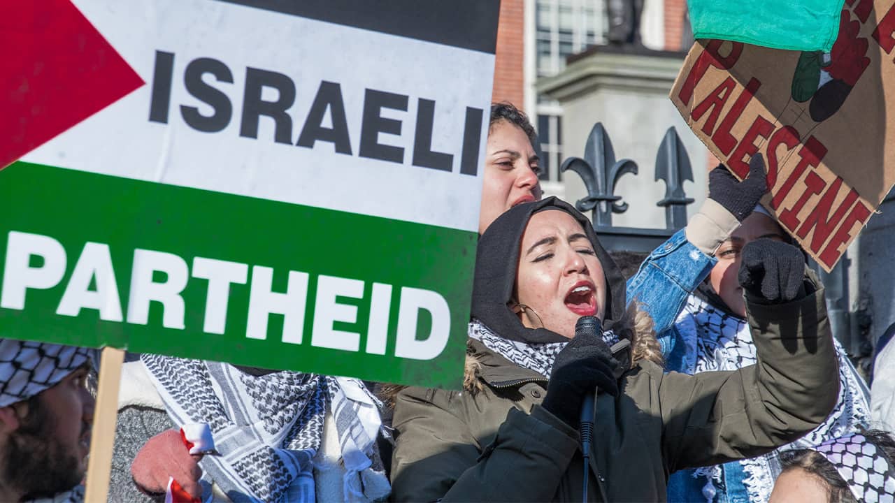 Photo of Palestinian protesters