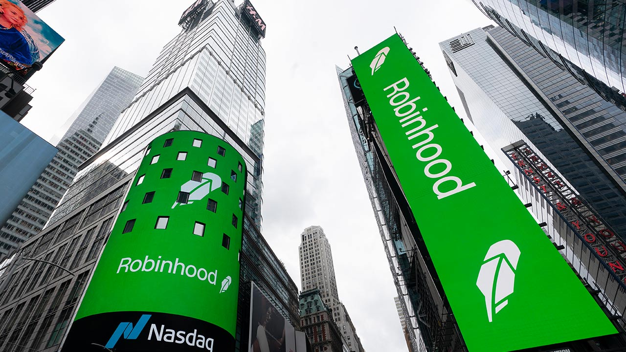 Robinhood Buying Crytocurrency Exchange Bitstamp for About $200 Million -  GV Wire