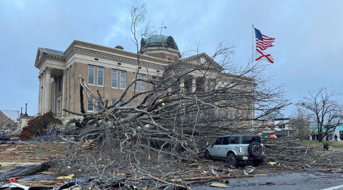 Damage from a storm through that rolled through the night before is seen at the heart of downtown on Sunday, Dec. 29, 2024, in Athens, Ala. (AP Photo/Lance George)