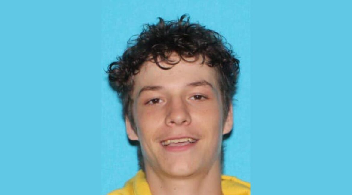 Tulare County detectives are searching for Tristin Hanson, an at-risk man who left Kaweah Delta Hospital in Visalia on foot. (Tulare County SO)