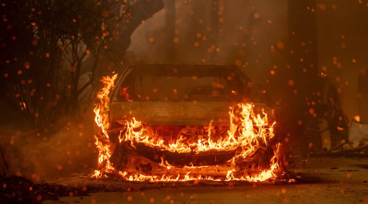 A car burns during the Eaton Fire in Altadena, Calif. on Wednesday, Jan 8, 2025. As of 6 a.m. Pacific, on Jan. 8, 2025, the fire covered more than 2,200 acres, according to Cal Fire, more than double its size a few hours before. (Kyle Grillot/The New York Times)