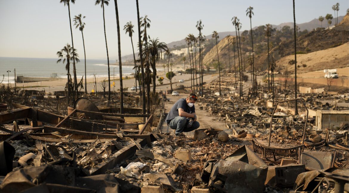 Destroyed Homes in Pacific Palisades