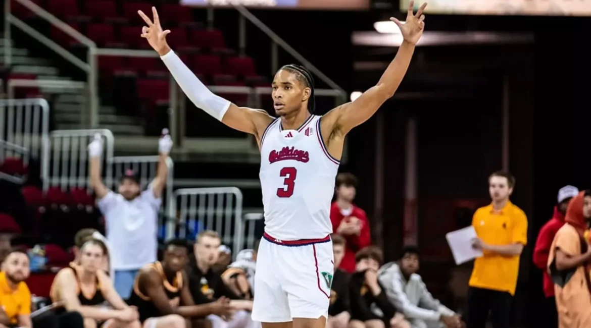 Fresno State forward Elijiah Price