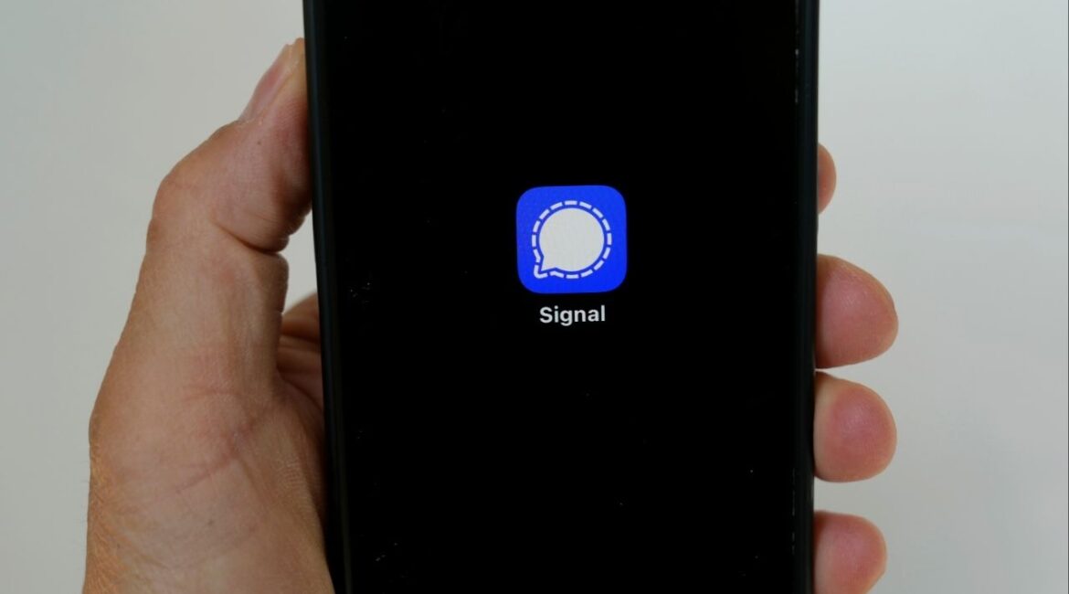 An image of the Signal app is shown on a mobile phone in San Francisco, March 18, 2025. (AP File)