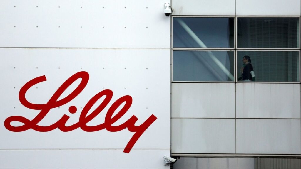 The logo of Lilly is seen on a wall of the Lilly France company unit, part of the Eli Lilly and Co drugmaker group, in Fegersheim near Strasbourg, France, February 1, 2018. Picture taken February 1, 2018. (REUTERS/Vincent Kessler)