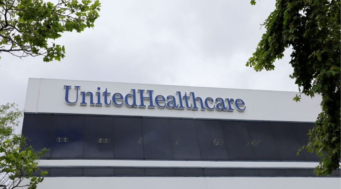 The corporate logo of the UnitedHealth Group appears on the side of one of their office buildings in Santa Ana, California, U.S., April 13, 2020. (REUTERS/Mike Blake)