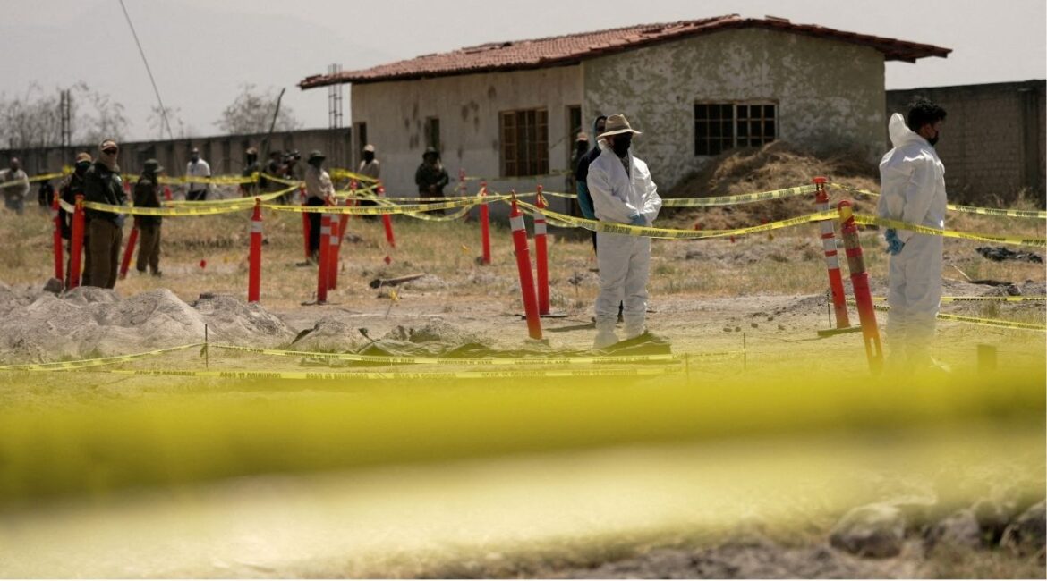 Forensic technicians stand at a cordoned area during a media tour by Jalisco's Attorney General Office at Izaguirre Ranch, which activists have called a cartel-run "extermination camp," in Teuchitlan, Jalisco state, Mexico March 20, 2025. (REUTERS/Ivan Arias/File Photo)