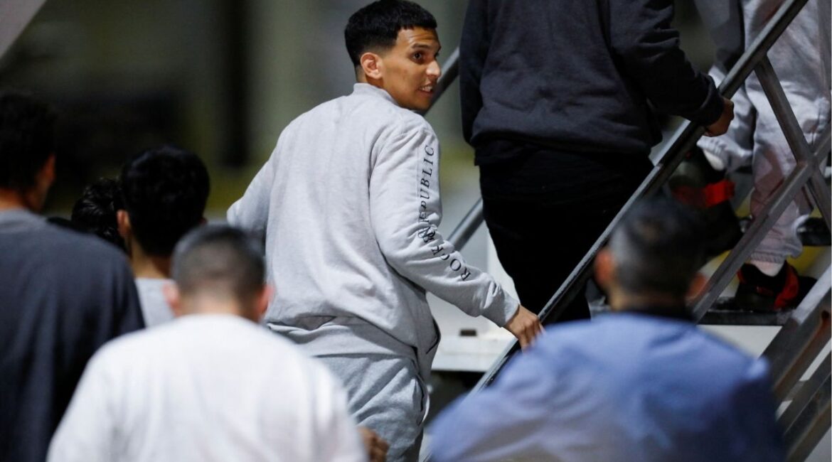 A Venezuelan migrant looks on following his arrival on a flight after being deported from the United States, in Caracas, Venezuela, March 24, 2025. (REUTERS/Leonardo Fernandez Viloria)