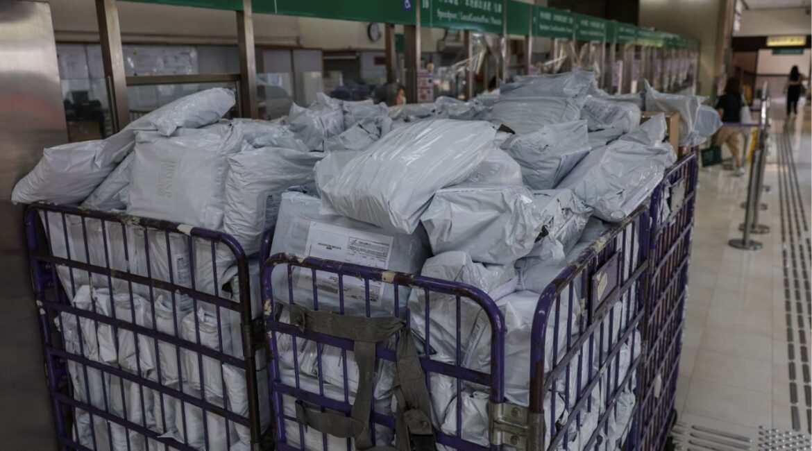 Parcels await processing at a post office as Hong Kong Post stops certain U.S.-bound shipments since April 27 due to new U.S. tariff rules, in Hong Kong, China, May 2, 2025. (REUTERS/Tyrone Siu/File Photo)