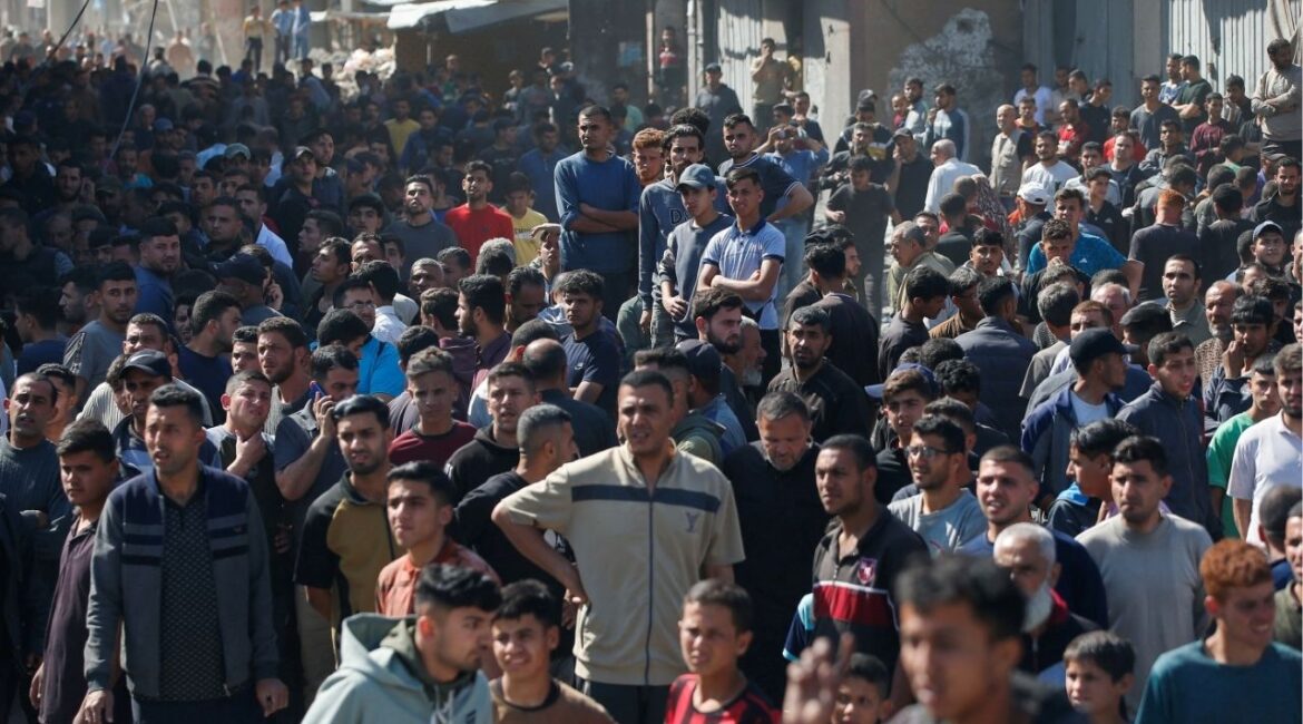 Palestinians search for casualties at the site of an Israeli strike on a house in Jabalia, in the northern Gaza Strip May 2, 2025. (REUTERS/Mahmoud Issa)
