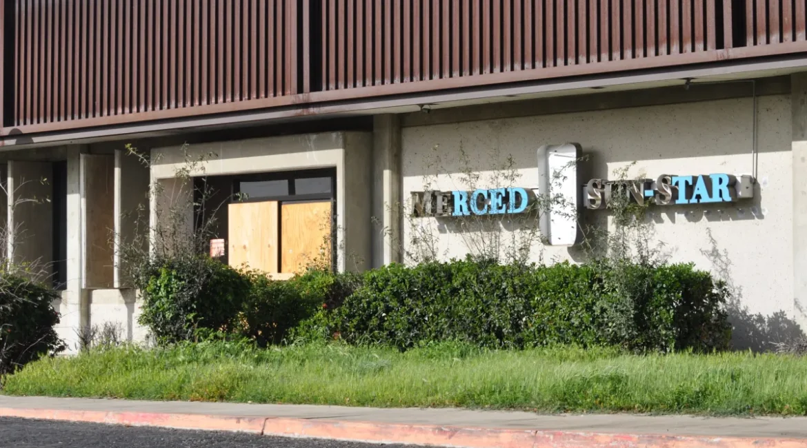 Merced Sun-Star building before demolition