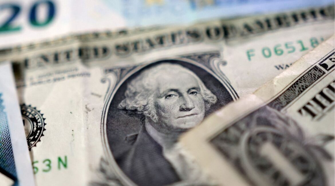 U.S. dollar banknotes are seen in this illustration taken May 4, 2025. (REUTERS/Dado Ruvic/Illustration)