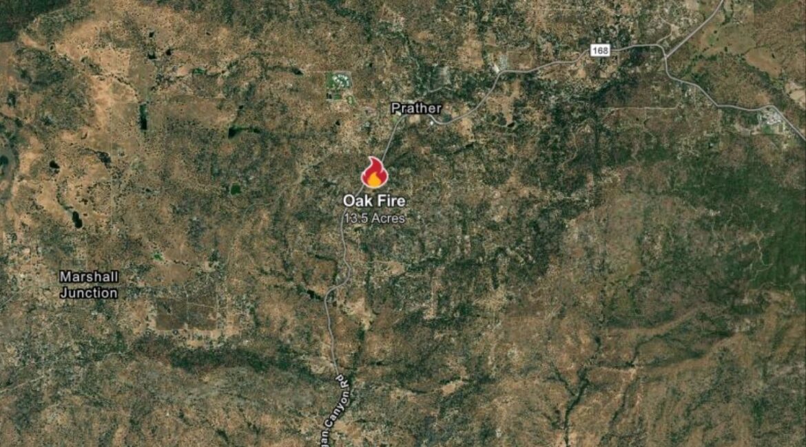 The Oak Fire near Morgan Canyon Road and Country Oak Lane in Prather remains active at 46% containment, burning 14 acres with 45 personnel working alongside multiple air tankers to strengthen containment lines. (CalFire)