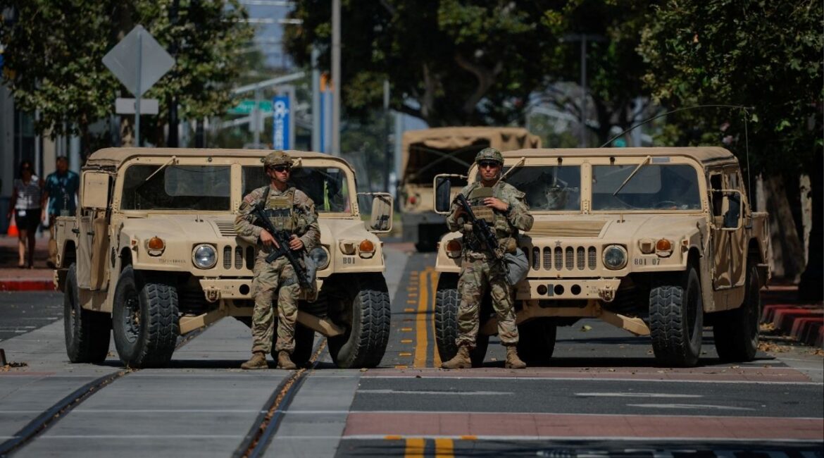 Members of the California National Guard are deployed outside a complex of federal buildings in Santa Ana, California, U.S. June, 18, 2025. (Reuters/Mike Blake)