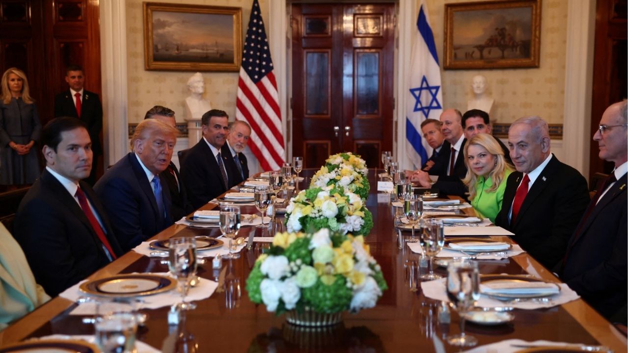 U.S. President Donald Trump meets with Israeli Prime Minister Benjamin Netanyahu at the White House in Washington, D.C., U.S., July 7, 2025. (Reuters/Kevin Lamarque)