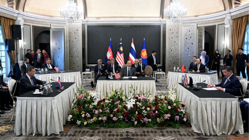 Malaysia's Prime Minister Anwar Ibrahim looks on as Cambodia's Prime Minister Hun Manet and Thailand's acting Prime Minister Phumtham Wechayachai take part in mediation talks on the Thailand–Cambodia border conflict, in Putrajaya, Malaysia July 28, 2025.