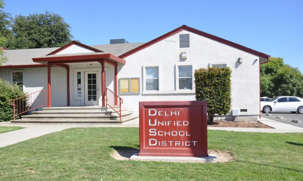 Delphia Unified School District HQ