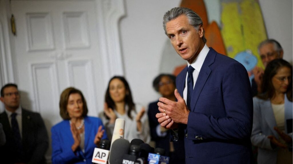 California Governor Gavin Newsom speaks at a press conference, accompanied by members of the Texas Democratic legislators, at the governor’s mansion in Sacramento, California, U.S., August 8, 2025. REUTERS/Carlos Barria