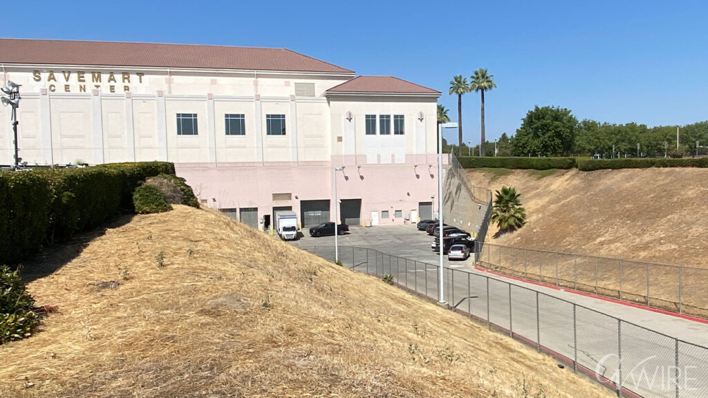 The ramp leading down to the Save Mart Center caused Mark Henry problems.