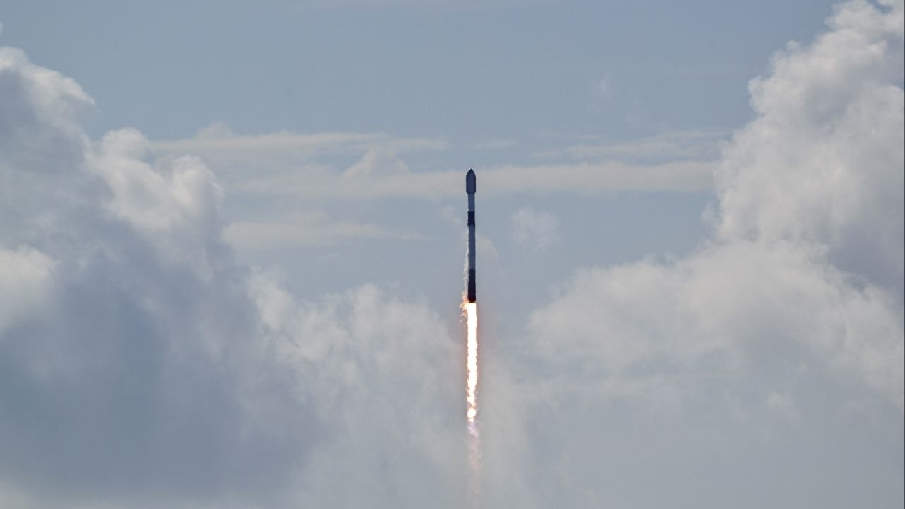 A SpaceX Falcon 9 rocket carrying a payload of Starlink v2-mini satellites lifts off from Space Launch Complex 40 at the U.S. Space Force Station in Cape Canaveral, Florida, U.S. June 10, 2025. (Reuters File)