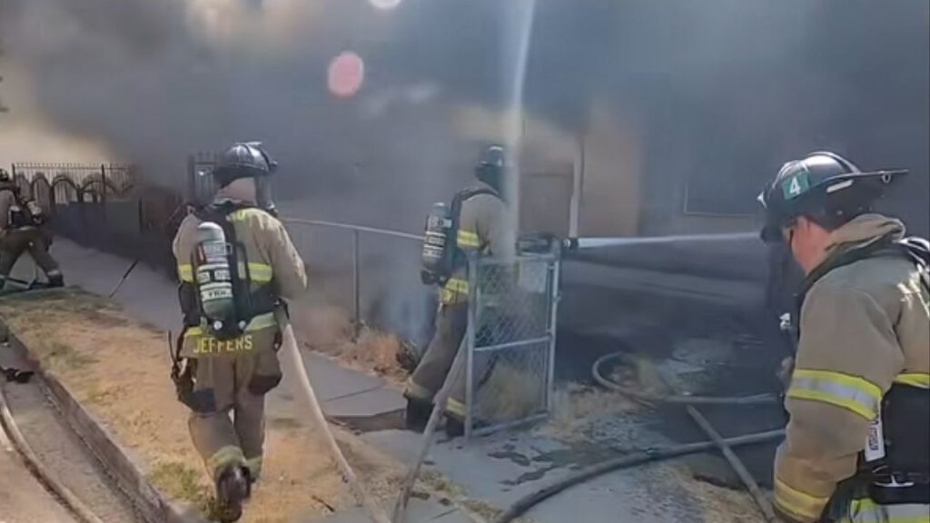 A Fresno house was destroyed in an accidental fire Thursday, but all residents escaped safely thanks to a neighbor’s warning.