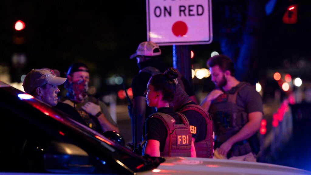 Federal Officers Respond to Stolen Vehicle Near Capitol