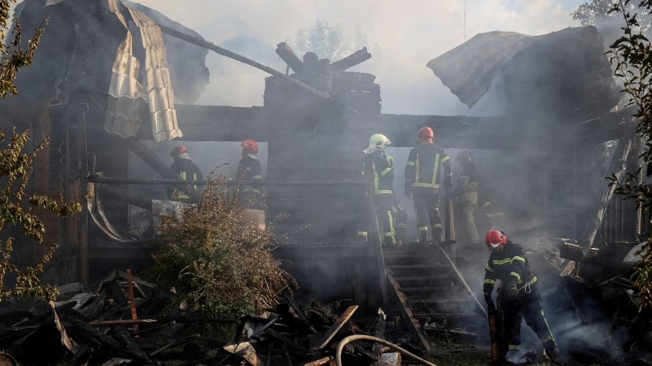 Firefighters work at the site of a Russian missile strike, amid Russia's attack on Ukraine, in the village of Sknyliv on the outskirts of Lviv, Ukraine August 21, 2025. (Reuters File)