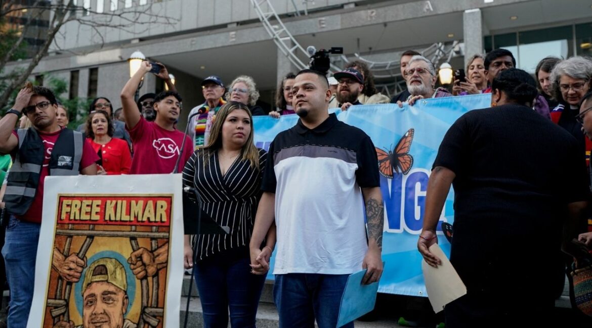 Kilmar Abrego, the migrant whose wrongful deportation to El Salvador made him a symbol of U.S. President Donald Trump's aggressive immigration policies, attends an event with supporters as he appears for a check-in at the ICE Baltimore field office three days after his release from criminal custody in Tennessee, in Baltimore, Maryland, U.S. August 25, 2025. (Reuters/Elizabeth Frantz)
