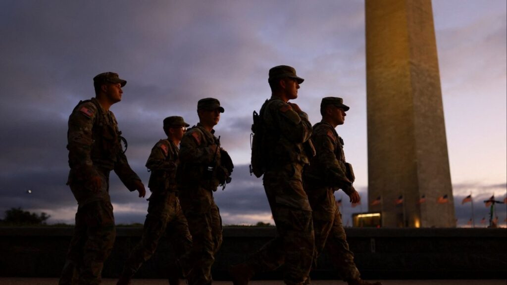 Members of the National Guard walk at the National Mall after U.S. President Donald Trump deployed National Guard troops and ordered an increased presence of federal law enforcement to assist in crime prevention, in Washington, D.C., U.S., August 21, 2025. (Reuters File)