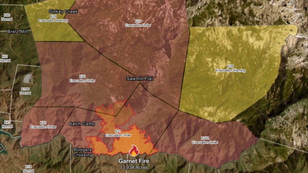 A map showing the Garnet Fire in Fresno County and all evacuation orders, warnings as of Thursday, August 28, 2025, morning. (CalFire)